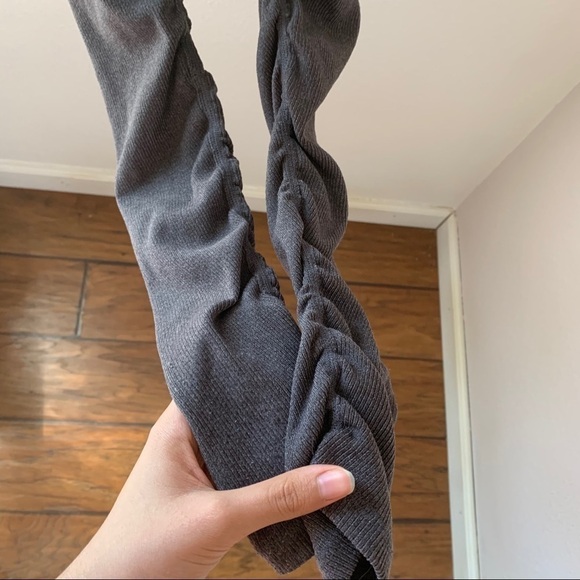 ALO Yoga Goddess Leggings Size XS - Picture 11 of 14